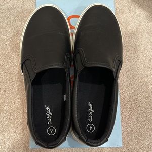 Black faux leather Enzo sneakers for boys (sz 4)